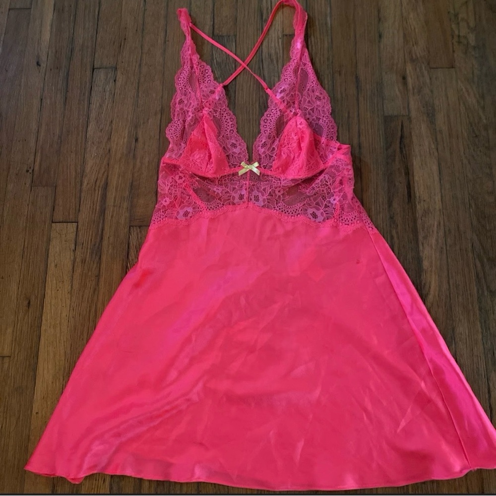 Vintage Y2K Victoria's Secret Hot Pink Chemise
Babydoll Slip Dress Size S